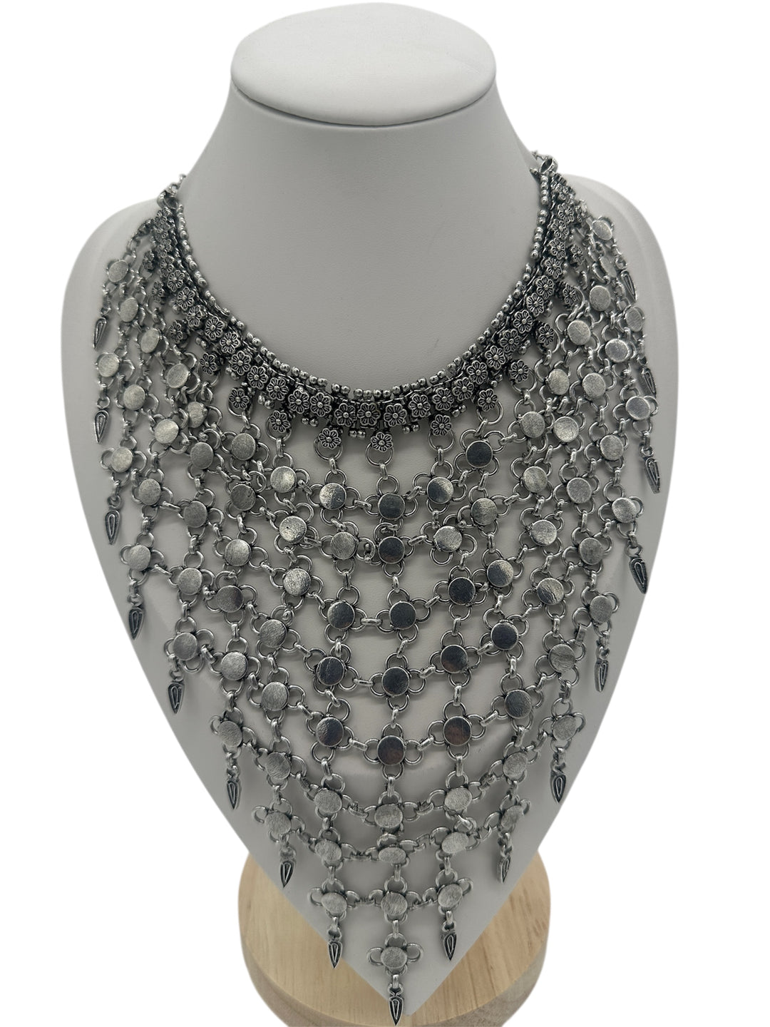 The Bold Muse Necklace