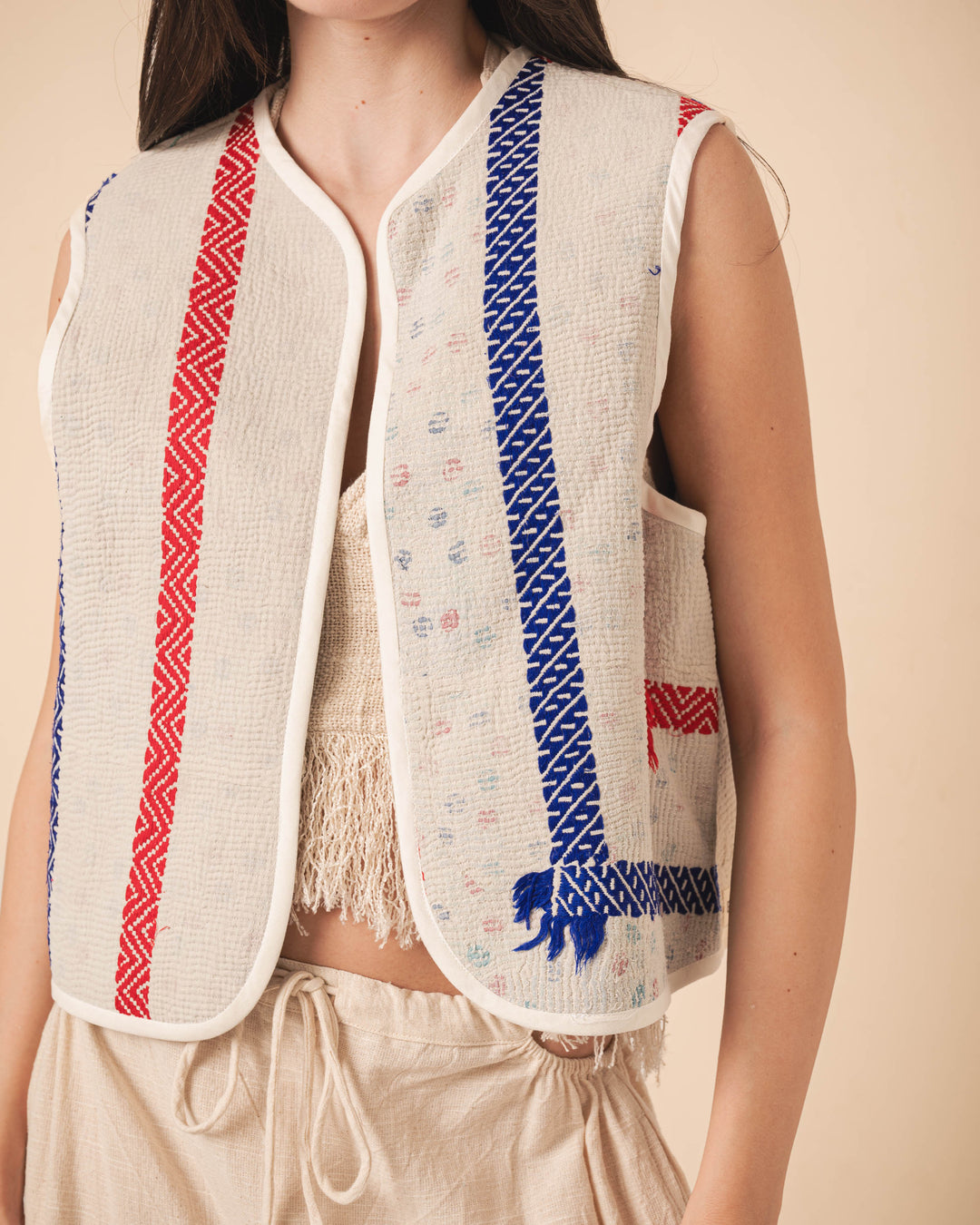 Nila Vest