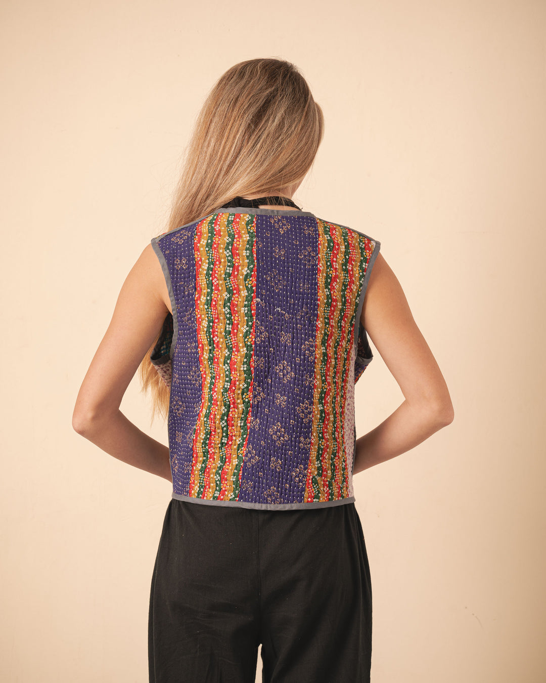Nila Vest