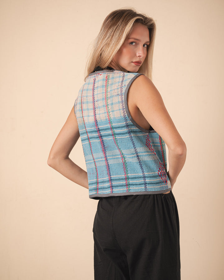 Nila Vest