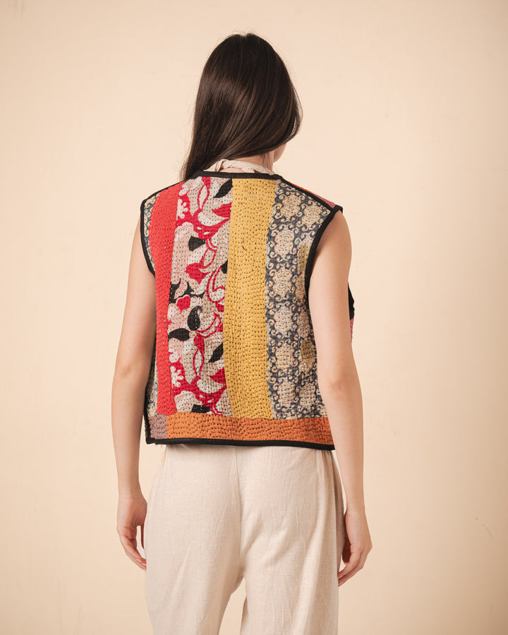 Nila Vest