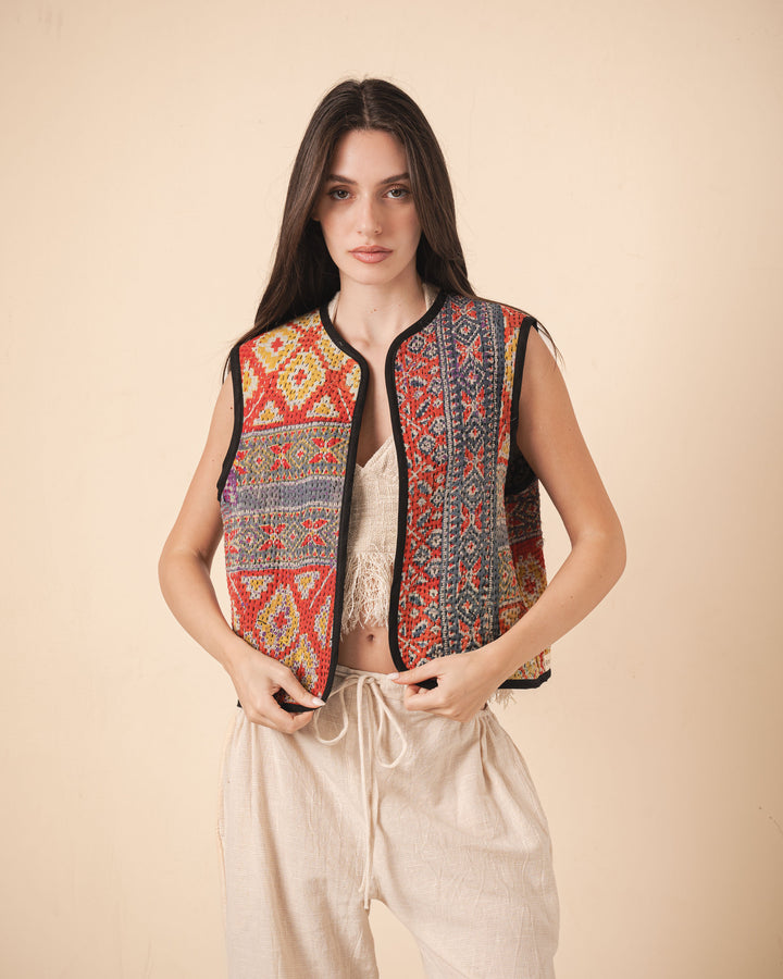 Nila Vest
