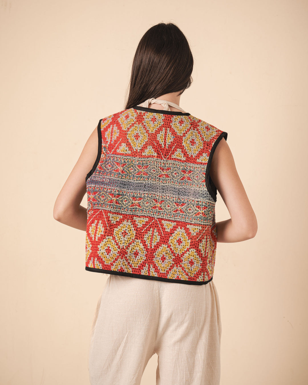 Nila Vest